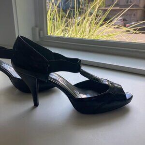 DKNYC Pearl black peel toe